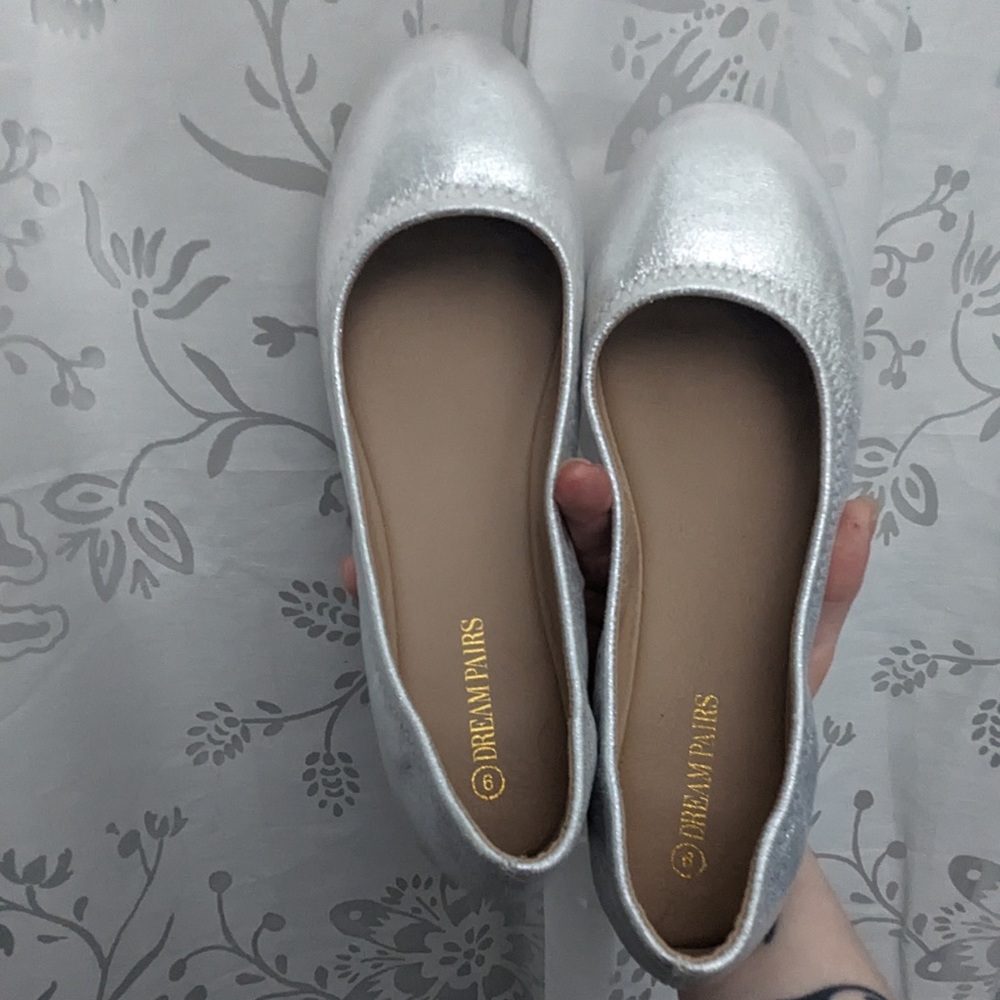 Dreampairs silver flats